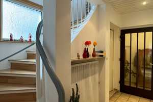Freistehendes 1-2 Familienhaus mit Pool, Doppelgarage und Photovoltaikanlage in Ludwigshafen – Ludwigshafen am Rhein – Vorschaubild 13