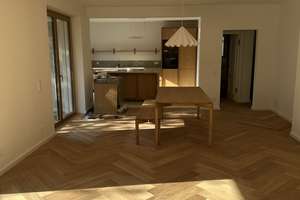 Freistehendes Haus mit großzügigem Garten und Stellplatz – Die vollständige Adresse der Immobilie erhältst du vom Anbieter., 69126 Südstadt, Heidelberg – Vorschaubild 2