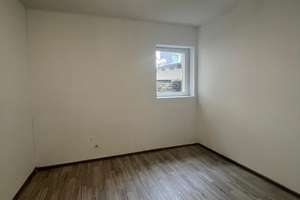 118m² große 4-Zimmer Wohnung mit eigenem Eingang – Leither Straße 9, 45307 Kray, Essen – Vorschaubild 4