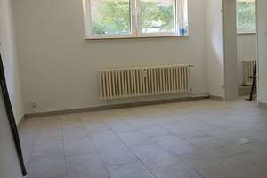 Kompakte 1-Zimmer-Wohnung in Münster , Küche separat, großes Bad mit Fenster. – Paul-Engelhard-Weg 53, 48167 Gremmendorf-Ost, Münster – Vorschaubild 4
