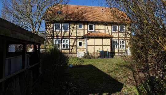 Bild von Zweifamilienhaus in ruhiger Dorfidylle