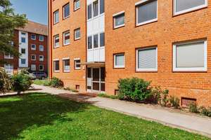 Sanieren, einziehen, wohlfühlen – Erdgeschosswohnung mit Loggia und vielen Möglichkeiten – Die vollständige Adresse der Immobilie erhältst du vom Anbieter., 21335 Neu-Hagen, Lüneburg – Vorschaubild 2