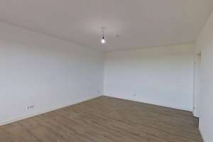 Modernes Wohnen mit Weitblick: Helle 2-Zimmer-Wohnung mit Loggia und Wannenbad – Schaluppenweg 9, 23558 Buntekuh, Lübeck – Vorschaubild 3