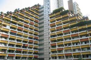 Dachterrassentraum! Renovierungsbedürftig!