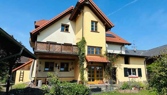 Bild von Großes Einfamilienhaus mit über 1.300qm Grundstück