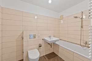 Wohnen am Naturschutzgebiet: Bezugsfreie 4-Zimmer-Wohnung – Die vollständige Adresse der Immobilie erhältst du vom Anbieter., 80939 Freimann, München – Vorschaubild 5