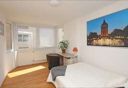 Besonderes Schlafzimmer mit Gl