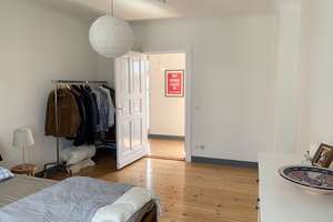 ruhige ALBRECHTSTR. - zwischen Reinhardt-u.Friedrichstr. + 3 Zi + große EBK + 4. OG ohne Aufzug – Albrechtstr. 22, 10117 Mitte (Ortsteil), Berlin – Vorschaubild 4