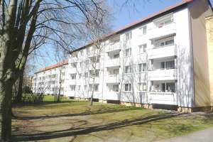 Stettinstr. 24, 1 L - Helle 2-Zimmer Wohnung mit Balkon im Herzen des Heidbergs – Stettinstr. 24, 38124 Heidberg-Melverode, Braunschweig – Vorschaubild 1