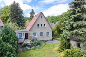 EFH mit zusätzlichem Bungalow, weiterem Baufeld am Wald in Potsdam