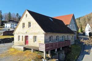 Charmantes Sandstein-Anwesen mit Lagerhalle und Wohn-Ausbaureserve – Die vollständige Adresse der Immobilie erhältst du vom Anbieter., 95490 Mistelgau – Vorschaubild 3