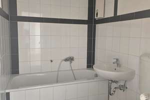 **Modernisierte und bezugsfertige 3 Raum in Holsterhausen** – Holsterhauser Str. 92, 45147 Holsterhausen, Essen – Vorschaubild 11