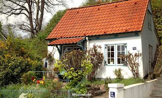 Schön gelegene 3-Zimmer-Wohnung mit Terrasse - provisionsfrei