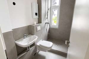Erstbezug nach Sanierung – Exklusive 3-Zimmer-Wohnung mit Fußbodenheizung in zentr. Lage von Siegen – Schlachthausstraße 6, 57072 Siegen – Vorschaubild 2