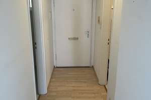 Ruhige 1-Zi Whg, EBK, O/SO Balkon in zentraler Lage in Schwabing Nord / Milbertshofen – Griegstraße 13, 80807 Milbertshofen, München – Vorschaubild 2