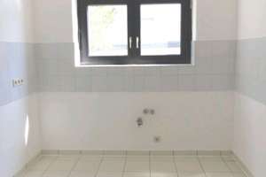 Modernes Renditeobjekt mit 3 WE + 2 Garagen in Top-Lage in Ratingen, freistehend, vollvermietet – Blumenstr. 6, 40883 Hösel, Ratingen – Vorschaubild 12