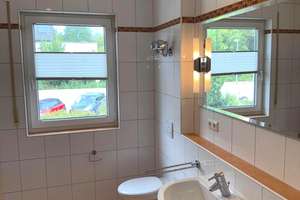 KILIAN IMMOBILIEN!  PERFEKTE 4 ZI. WOHNUNG AUS 2006 MIT 104 M² IM 1. OG EINES 3-PART.-H. IN HIP! EBK – Die vollständige Adresse der Immobilie erhältst du vom Anbieter., 91161 Hilpoltstein – Vorschaubild 49
