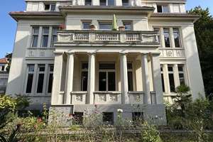 MHI - "Altbauperle" in Wiesbadener Spitzenlage! Repräsentative Altbauvilla mit 3 großen Wohnungen – Die vollständige Adresse der Immobilie erhältst du vom Anbieter., 65189 Südost, Wiesbaden – Vorschaubild 1