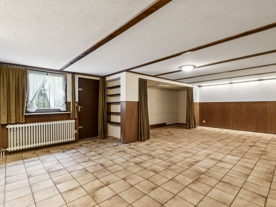 Keller mit Hobbyraum