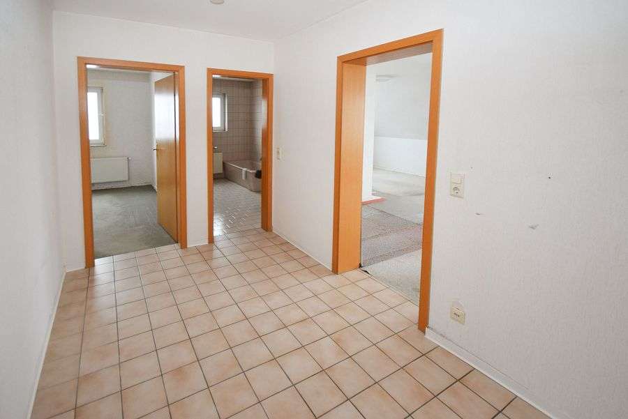 Großzügige 2-Zimmer-Dachgeschosswohnung in ruhiger Lage...., Goslar Kreis – Bild 4