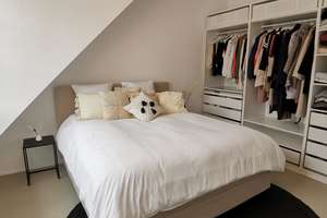 Exklusive Dachgeschoss Wohnung mit Loft Carakter – Pfälzer Straße 40, 50677 Neustadt/Süd, Köln – Vorschaubild 14