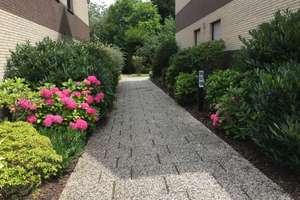 Erdgeschoss-Appartement in ruhiger Wohnlage mit überdachter sonniger Terrasse in Essen-Bredeney – Die vollständige Adresse der Immobilie erhältst du vom Anbieter., 45133 Bredeney, Essen – Vorschaubild 2