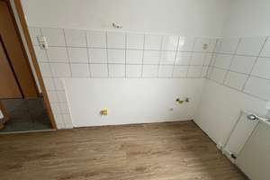 City Dachgeschosswohnung 2-Zimmer,schön hell,frisch renoviert,Garage,ab sofort – Die vollständige Adresse der Immobilie erhältst du vom Anbieter., 58507 Lüdenscheid – Vorschaubild 3