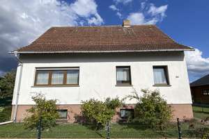 Familiendomizil mit Entfaltungspotenzial - Einfamilienhaus in 04931 Neuburxdorf – Die vollständige Adresse der Immobilie erhältst du vom Anbieter., 4931 Bad Liebenwerda – Vorschaubild 2