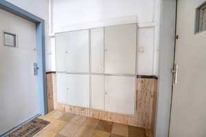 Renovierungsbedürftiges Mehrfamilienhaus mit Entwicklungsmöglichkeiten in zentraler Lage von D-Rath – 40472 Rath, Düsseldorf – Vorschaubild 8