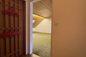 von privat: Reihenmittelhaus mit Garage in Schwaig – Die vollständige Adresse der Immobilie erhältst du vom Anbieter., 90571 Schwaig bei Nürnberg – Vorschaubild 15