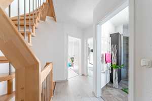 Moderne Doppelhaushälfte mit Terrasse, Garten und Stellplatz in Ahrensburg zu erwerben! – Stormarn (Kreis) – Vorschaubild 9