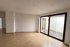 1. Monat kaltmietfrei! Helle 3-Raum-Wohnung mit großem Balkon über den Dächern von Magdeburg! – Klausenerstr. 6/8, 39112 Magdeburg – Vorschaubild 2