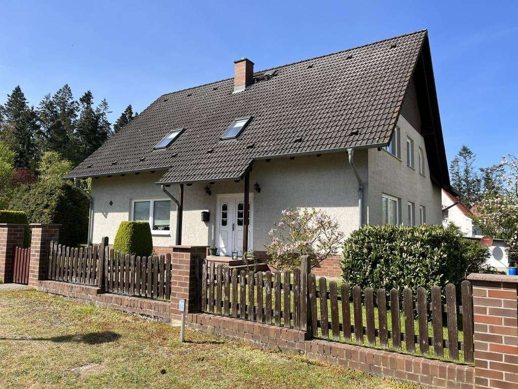 Immobilie in Parchim - Charmantes Einfamilienhaus mit Einliegerwohnung  - Bild 0