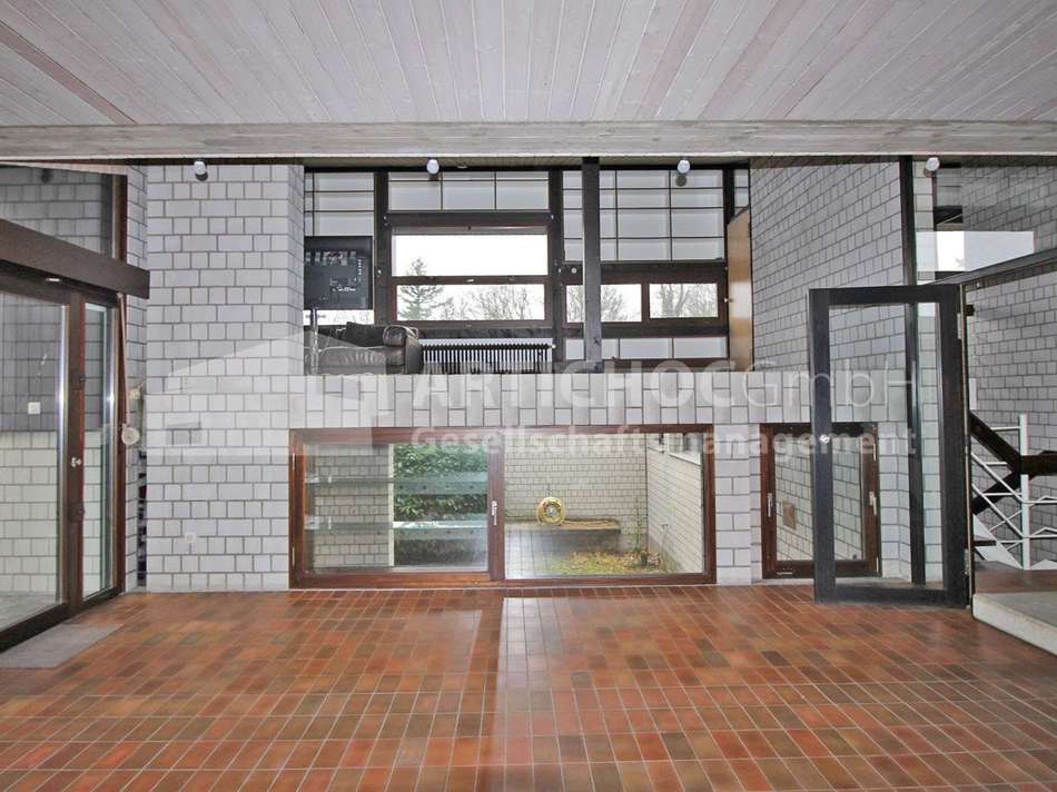 Wohnraum und Emposre