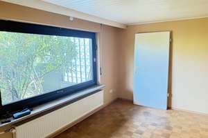 Renovieren Sie gerne? Ideales Haus für Handwerker in Schweinau/St. Leonhard! – Die vollständige Adresse der Immobilie erhältst du vom Anbieter., 90439 Sankt Leonhard, Nürnberg – Vorschaubild 2