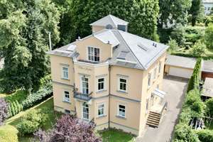 * sanierte, denkmalgeschützte Villa in Bestlage mit exklusiver Einliegerwohnung *