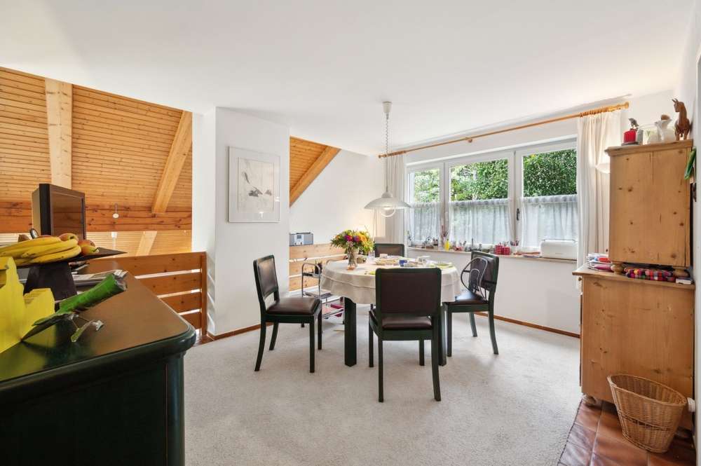 Immobilie in Pappenheim - Attraktives EFH mit großzügigem Grundstück und lichtdurchflutetem Wohnkonzept - Bild 2