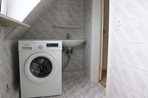 Helle teilmöblierte 1-Zimmerwohnung im Dichterviertel von Wiesbaden – Die vollständige Adresse der Immobilie erhältst du vom Anbieter., 65187 Südost, Wiesbaden – Vorschaubild 11