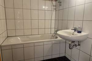 Wunderschöne Wohnung mit Garten, Balkon und Stellplatz! – Eschenstr. 88, 42283 Barmen, Wuppertal – Vorschaubild 11
