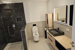 **Fußläufig zum See- Exclusive 6 Zimmer  Doppelhaushälfte mit whirlpool** – Die vollständige Adresse der Immobilie erhältst du vom Anbieter., 89231 Neu-Ulm – Vorschaubild 12