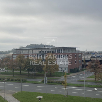 BNPP RE - Moderne Büroflächen vis-a-vis zum Centro