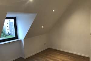 Helle, gemütliche Dachgeschosswohnung mit Wohnküche – Gneisenaustraße 25, 52068 Panneschopp, Aachen – Vorschaubild 8