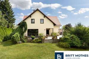 +++  Tolles Einfamilienhaus mit 1000 qm Grundstück in Bühlau mit vielen Möglichkeiten+++