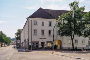 Wohnen in der City // 1.OG rechts – Schillerstr. 21, 38440 Stadtmitte (Ortsteil), Wolfsburg – Vorschaubild 1