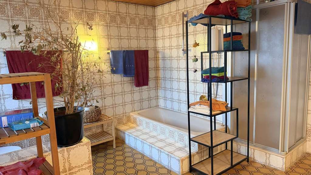 Immobilie in Reichelsheim - Viel Raum für Familie und Leben–Freistehendes Einfamilienhaus mit großem Garten und moderner Technik - Bild 2