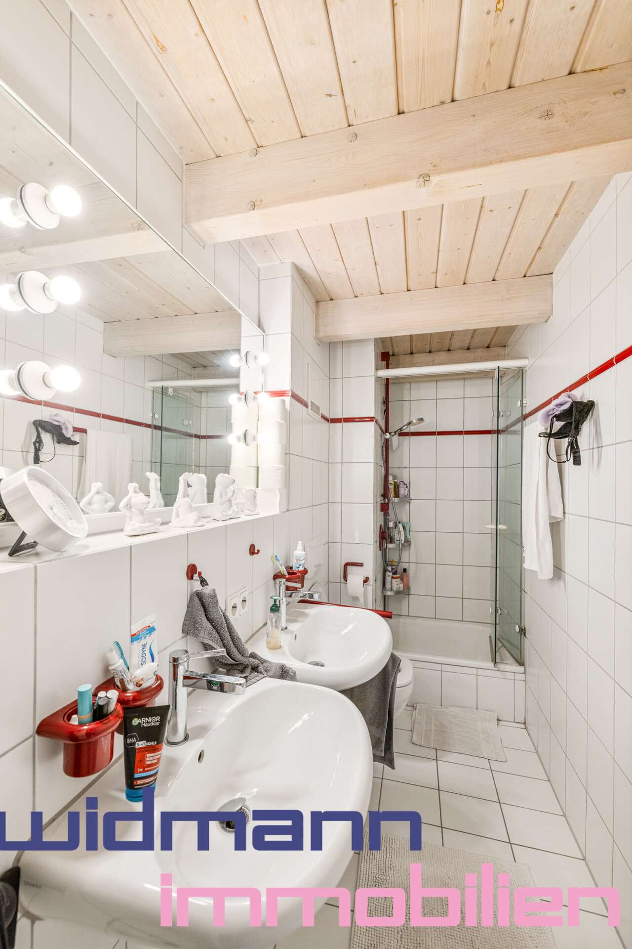 Immobilie in Schönaich - Wohnen wie im eigenen Haus – charmante Maisonettewohnung im Herzen von Schönaich - Bild 2