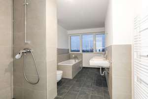 5-ZW Penthouse Charakter, gr. Dachterrasse, Parkett, Aufzug, Einbauküche - ERSTBEZUG – Robert-Funari-Straße 26, 68309 Käfertal, Mannheim – Vorschaubild 4