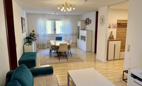 Exklusive Stadtwohnung in Bestlage am Schillerplatz – urban, ruhig & barrierefrei