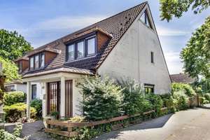 Bremen-Horn; gepflegtes 4 Zimmer-Reihenendhaus mit Garten und Carport Nähe Mühlenviertel