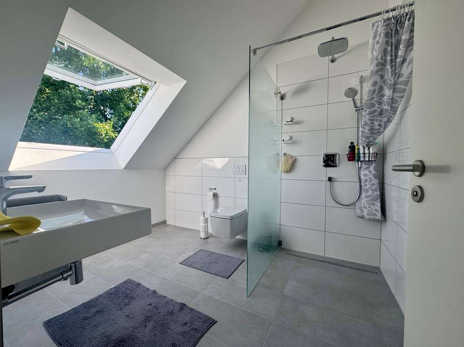 Badezimmer DG